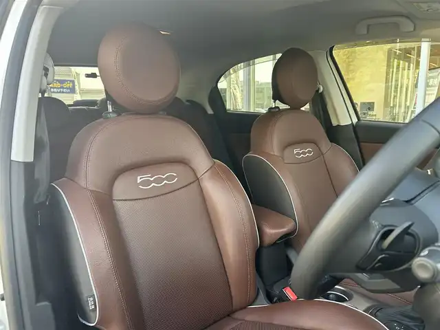 フィアット フィアット ５００Ｘ クロス 福岡県 2020(令2)年 4.3万km BIANCO GHIACCIO アダプティブクルーズコントロール/ブライドンスポットモニター/レーンキープアシスト/茶革シート/シートヒーター/Ｕｃｏｎｎｅｃｔ　/Ａｐｐｌｅｃａｒｐｌａｙ/ａｎｄｒｏｉｄａｕｔｏ　/バックカメラ　/Bluetooth/LEDヘッドライト/オートハイビーム/前後コーナーセンサー　/前後ドライブレコーダー/純正17インチアルミホイール/ETC/取扱説明書/保証書/スペアキー×1