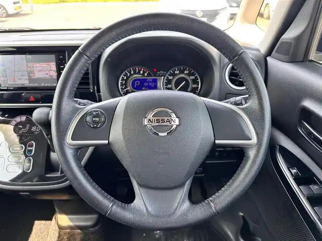 日産 デイズ ルークス ハイウェイスター Xターボ 宮城県 2018(平30)年 5.8万km ブラック ターボ車/インテリジェントエマージェンシーブレーキ/純正SDナビ/【CD・DVD・SD・BT・フルセグTV】/アラウンドビューモニター/左側パワースライドドア/純正14インチAW/純正エアロ/社外ドライブレコーダー/アイドリングストップ/後席シーリングファン/後席サンシェード/踏み間違い防止アシスト/オートハイビーム/オートライト/LEDヘッドライト/フォグライト/ステアリングスイッチ/スマートキー＆プッシュスタート/電動格納ミラー/ドアバイザー/フロアマット/W/サイドカーテンエアバッグ