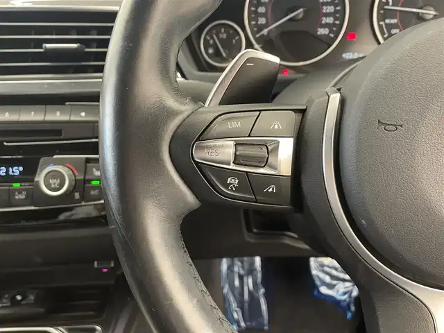 ＢＭＷ ３２０ｉ xDrive ツーリング Mスポーツ 岡山県 2016(平28)年 4.4万km アルピンホワイトⅢ BMW純正iDrive/Rカメラ/ACC/衝突警告/車線逸脱警告/車線変更警告/オートライト/オートワイパー/社外地デジ（フルセグ）/ダコタレザーシート/シートヒーター/Bluetooth/パドルシフト/ポプラウッドトリム/フォグライト/ｘDrive/HUD