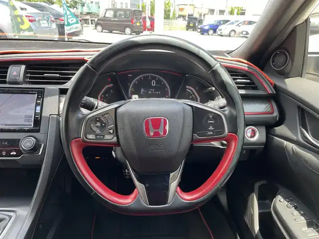 ホンダ シビック タイプR 長野県 2018(平30)年 6.1万km 白 社外ナビ（FM/AM、CD、DVD、BT、USB）/バックカメラ/フルセグテレビ/クルーズコントロール追従無/ビルトインETC/横滑り防止装置/アイドリングストップ/純正フロアマット/純正２０AW/ダブルエアバック/カーテンエアバック/LEDオートライト/ワンオーナー/保証書、取扱説明書/スマートキー