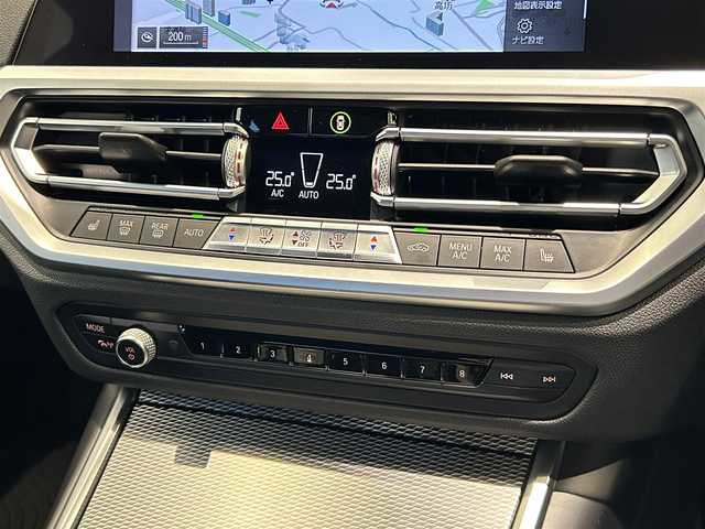 ＢＭＷ ３２０ｄ xDrive Mスポーツ 福岡県 2020(令2)年 6万km サファイアブラックP 純正ナビ　/３６０°カメラ　/ＡＣＣ　/ＢＳＭ　/レーンキープ　/ＣａｒＰｌａｙ　/ワイヤレス充電　/フットトランクオープン　/ハーフレザーシート　/シートヒーター　/コンフォートアクセス　/アンビエントライト　/前後ソナー