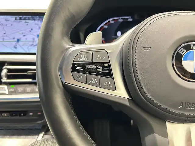 ＢＭＷ ３２０ｄ xDrive Mスポーツ 福岡県 2020(令2)年 6万km サファイアブラックP 純正ナビ　/３６０°カメラ　/ＡＣＣ　/ＢＳＭ　/レーンキープ　/ＣａｒＰｌａｙ　/ワイヤレス充電　/フットトランクオープン　/ハーフレザーシート　/シートヒーター　/コンフォートアクセス　/アンビエントライト　/前後ソナー