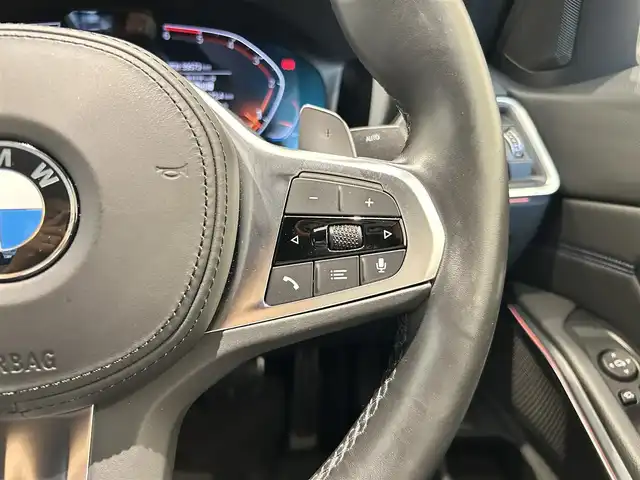 ＢＭＷ ３２０ｄ xDrive Mスポーツ 福岡県 2020(令2)年 6万km サファイアブラックP 純正ナビ　/３６０°カメラ　/ＡＣＣ　/ＢＳＭ　/レーンキープ　/ＣａｒＰｌａｙ　/ワイヤレス充電　/フットトランクオープン　/ハーフレザーシート　/シートヒーター　/コンフォートアクセス　/アンビエントライト　/前後ソナー