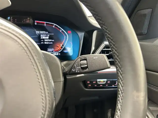 ＢＭＷ ３２０ｄ xDrive Mスポーツ 福岡県 2020(令2)年 6万km サファイアブラックP 純正ナビ　/３６０°カメラ　/ＡＣＣ　/ＢＳＭ　/レーンキープ　/ＣａｒＰｌａｙ　/ワイヤレス充電　/フットトランクオープン　/ハーフレザーシート　/シートヒーター　/コンフォートアクセス　/アンビエントライト　/前後ソナー