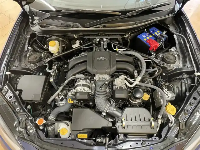 トヨタ ＧＲ８６ RZ 群馬県 2023(令5)年 0.2万km 青 アイサイト/・プリクラッシュブレーキ/・後側方警戒支援システム/・クルーズコントロール/・ハイビームアシスト/・ステアリング連動ヘッドランプ/・クリアランスソナー（リヤ）/・車線逸脱警報/純正9インチSDナビ/    BT/フルセグ/SD/HDMI/    AM/FM/MEMORY MUSIC/TRDエアロ/GRスポーツマフラー/プッシュスタート/スマートキー/オートライト/ステアリングスイッチ/バックカメラ/前席シートヒーター/ドライブレコーダー全方位/ETC/純正18AW/純正フロアマット/電動格納ドアミラー