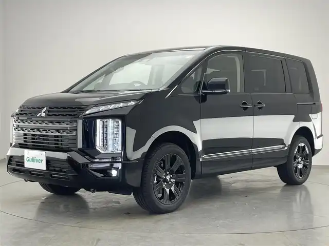 三菱 デリカＤ：５ ブラックエディション 愛知県 2025(令7)年 0.1千km アメジストブラック 登録済未使用車　アルパイン１１型ナビ　後席モニター取付ＰＫＧ　全方位カメラ　ｅ－Ａｓｓｉｓｔ　衝突軽減　追従クルコン　ＨＤＭＩ　ＵＳＢ　黒革　シートヒーター　両側パワスラ　電動リアゲート　ＢＳＭ　ハンドルヒーター　AC１００V電源　純正18インチアルミホイール　LEDオートライト　パドルシフト　パワーシート　禁煙/登録時走行距離18km/ブラックエディション　/4WD　e-Assist/オリジナルナビ取付パッケージ＋リアモニター取付パッケージ/D:5専用11型ナビゲーション