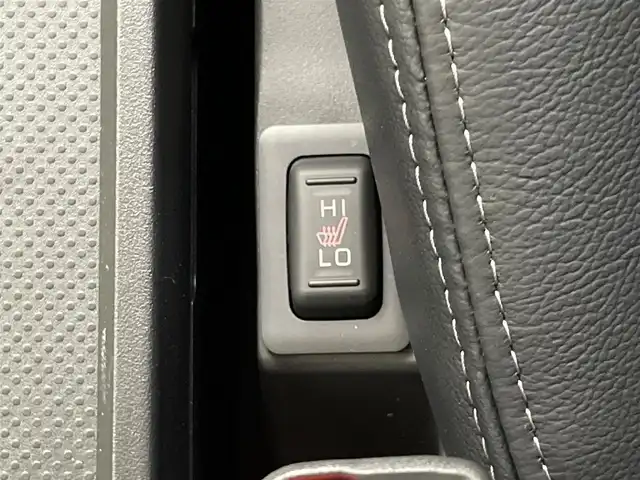 三菱 デリカＤ：５ ブラックエディション 愛知県 2025(令7)年 0.1千km アメジストブラック 登録済未使用車　アルパイン１１型ナビ　後席モニター取付ＰＫＧ　全方位カメラ　ｅ－Ａｓｓｉｓｔ　衝突軽減　追従クルコン　ＨＤＭＩ　ＵＳＢ　黒革　シートヒーター　両側パワスラ　電動リアゲート　ＢＳＭ　ハンドルヒーター　AC１００V電源　純正18インチアルミホイール　LEDオートライト　パドルシフト　パワーシート　禁煙/登録時走行距離18km/ブラックエディション　/4WD　e-Assist/オリジナルナビ取付パッケージ＋リアモニター取付パッケージ/D:5専用11型ナビゲーション