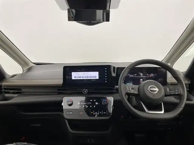 日産 セレナ e－パワー ハイウェイスター V 群馬県 2025(令7)年 0.1千km プリズムホワイト e-POWER　ハイウエイスターV　ヘッドランプ オートレベライザー+アダプティブLEDヘッドライトシステム+インテリジェント アラウンドビューモニター（移動物 検知機能付）+インテリジェント ルームミラー+アドバンスドドライブアシストディスプレイ（12.3インチカラーディスプレイ）+統合型インターフェースディスプレイ+ワイヤレス充電器+6スピーカー+NissanConnectナビゲーションシステム（地デジ内蔵）+車載通信ユニット（TCU［Telematics Control Unit］）+ETC2.0ユニット（ビルトインタイプ）+ドライブレコーダー（前後セット）+プロパイロット（ナビリンク機能付）+プロパイロット緊急停止支援システム（SOSコール機能付）+SOSコール（488/400円）登録済み未使用車　純正１２．３型ナビ　Apple car play 全方位カメラ　プロパイロット　アダクティブクルーズコントロール　レーンキープ　BSM　オートマチックハイビーム　コーナーセンサー