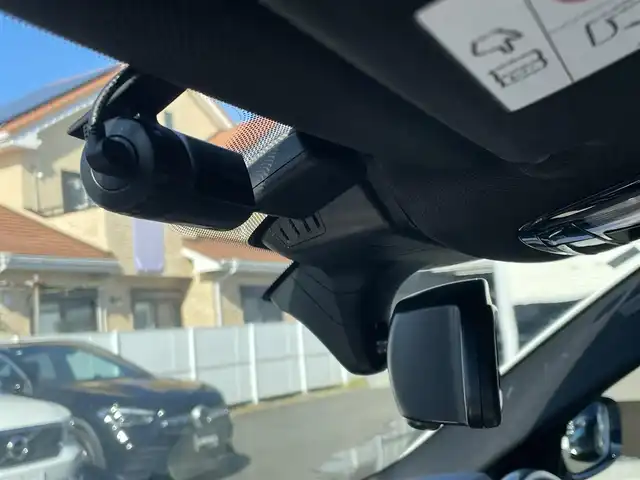 ＢＭＷ ５２３ｄ Mスポーツ ハイライン 静岡県 2018(平30)年 4.3万km アルピンホワイトⅢ インテリジェントセーフティ /衝突軽減ブレーキACC/車線逸脱警告ブラインドスポットモニター/ステアリンプアシスト/イノベーションパッケージ/HiLineパッケージ　ホワイトレザーシート シートヒーター /メモリーパワーシート/ヘッドアップディスプレイ/IDriveHDDナビフルセグTV Bluetooth/全方位カメラ/パワートランクリッド/コンフォートアクセス/アンビエントライト /ミラー一体型DSRCETC/フィルム施工/GPSレーダー