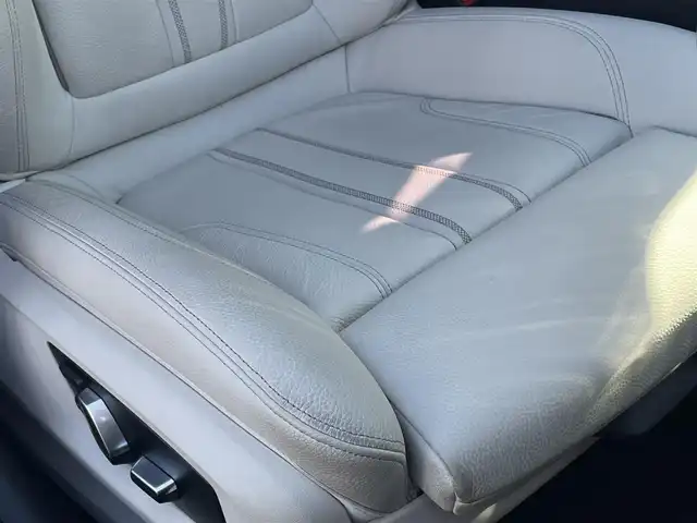 ＢＭＷ ５２３ｄ Mスポーツ ハイライン 静岡県 2018(平30)年 4.3万km アルピンホワイトⅢ インテリジェントセーフティ /衝突軽減ブレーキACC/車線逸脱警告ブラインドスポットモニター/ステアリンプアシスト/イノベーションパッケージ/HiLineパッケージ　ホワイトレザーシート シートヒーター /メモリーパワーシート/ヘッドアップディスプレイ/IDriveHDDナビフルセグTV Bluetooth/全方位カメラ/パワートランクリッド/コンフォートアクセス/アンビエントライト /ミラー一体型DSRCETC/フィルム施工/GPSレーダー