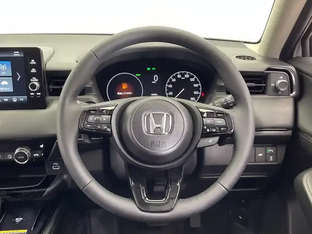 ホンダ ヴェゼル ハイブリッド e:HEV Z 栃木県 2025(令7)年 0.1千km プラチナホワイトパール 純正ホンダコネクトディスプレイナビ/(フルセグTV・Bluetooth・AppleCarPlay・AndroidAuto)/バックカメラ/ホンダセンシング/ ・衝突軽減システム/ ・レーンキープアシスト/ ・レーダークルーズコントロール/ ・前後コーナーセンサー/ ・ブラインドスポットモニター/ETC2.0/電動リアゲート/オートブレーキホールド/ワイヤレス充電/ハーフレザーシート/前席シートヒーター/ステアリングヒーター/LEDヘッドライト/オートライト/純正18インチアルミホイール/スマートキー/取扱説明書/保証書