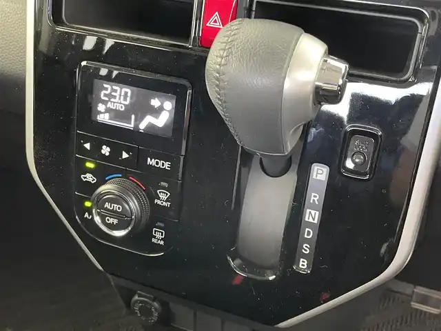 トヨタ タンク カスタムG 埼玉県 2020(令2)年 3.1万km パールホワイトⅢ モデリスタエアロ　/純正９インチナビ　/パノラミックビューモニター　/ビルトインＥＴＣ　/前後ドライブレコーダー　/クルーズコントロール　/社外アルミホイール　/オートハイビーム　/ＬＥＤヘッドライト　/地デジTV