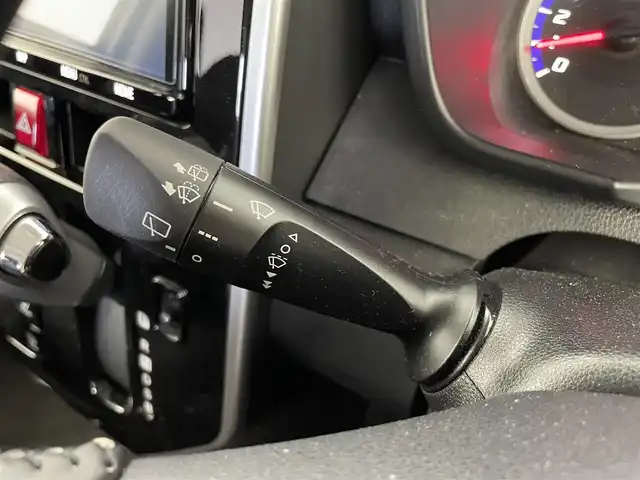 トヨタ タンク カスタムG 埼玉県 2020(令2)年 3.1万km パールホワイトⅢ モデリスタエアロ　/純正９インチナビ　/パノラミックビューモニター　/ビルトインＥＴＣ　/前後ドライブレコーダー　/クルーズコントロール　/社外アルミホイール　/オートハイビーム　/ＬＥＤヘッドライト　/地デジTV
