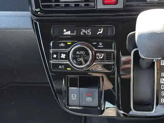 ダイハツ タント カスタム X 宮城県 2023(令5)年 1.9万km ブラックマイカメタリック パノラマモニター/＝＝＝/スマートアシスト/・衝突回避支援ブレーキ機能/・衝突警報機能/・ブレーキ制御付誤発進抑制機能/・車線逸脱警報機能/・車線逸脱抑制制御機能/・路側逸脱警報機能/・ふらつき警報/・先行車発進お知らせ機能/・標識認識機能/・アダプティブドライビングビーム/・コーナーセンサー/純正10インチナビ（NMZN-Z73DS）/・CD/DVD/・Bluetooth/・USB/HDMI/・フルセグTV/ビルトインETC/社外前後ドライブレコーダー/両側パワースライドドア/ハーフレザーシート/シートヒーター/革巻きステアリング/ステアリングスイッチ/LEDヘッドランプ/フォグランプ/オートライト/電動パーキングブレーキ/ブレーキホールド/スマートキー＆プッシュスタート/電動格納ミラー/純正14インチAW/純正ドアバイザー/純正フロアマット/Wエアバッグ/取扱説明書/保証書