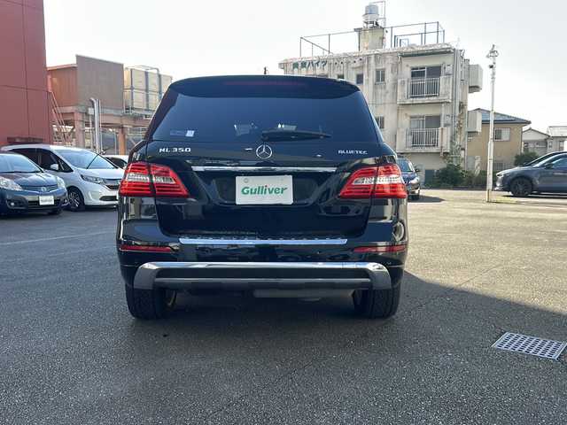 メルセデス・ベンツ ＭＬ３５０ ブルーテック 4マチック 宮崎県 2014(平26)年 12.9万km オブシディアンブラック メモリナビ（フルセグ/BT）/全方位カメラ/レーダークルーズコントロール/BSM/サンルーフ/プッシュスタート/電動リアゲート/パワーシート（D/N席）/シートヒーター全席/ダウンヒルアシストコントロール/車高調整オフロードモード/純正アルミホイール/純正ETC/オートライト
