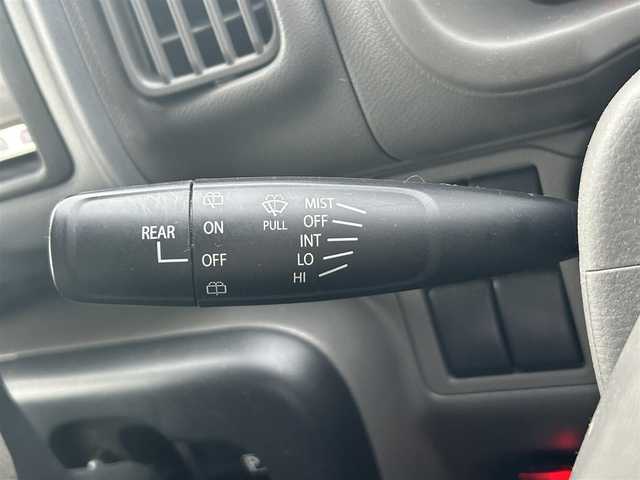 スズキ エブリイ PC 岡山県 2015(平27)年 9.8万km スペリアホワイト 登録時走行距離97345km/社外ナビ（AVIC-MRZ099）/フルセグTV(AM.FM.CD.DVD.TV.BT)/両側スライドドア/バックカメラ/ETC/衝突軽減ブレーキ/横滑り防止装置/フロアマット/リモコンキー/スペアキー/ドアバイザー