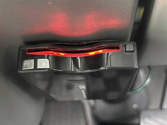 スズキ エブリイ PC 岡山県 2015(平27)年 9.8万km スペリアホワイト 登録時走行距離97345km/社外ナビ（AVIC-MRZ099）/フルセグTV(AM.FM.CD.DVD.TV.BT)/両側スライドドア/バックカメラ/ETC/衝突軽減ブレーキ/横滑り防止装置/フロアマット/リモコンキー/スペアキー/ドアバイザー