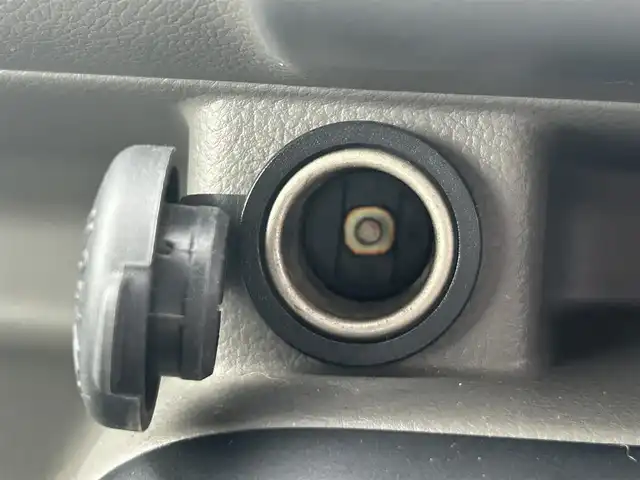 スズキ エブリイ PC 岡山県 2015(平27)年 9.8万km スペリアホワイト 登録時走行距離97345km/社外ナビ（AVIC-MRZ099）/フルセグTV(AM.FM.CD.DVD.TV.BT)/両側スライドドア/バックカメラ/ETC/衝突軽減ブレーキ/横滑り防止装置/フロアマット/リモコンキー/スペアキー/ドアバイザー