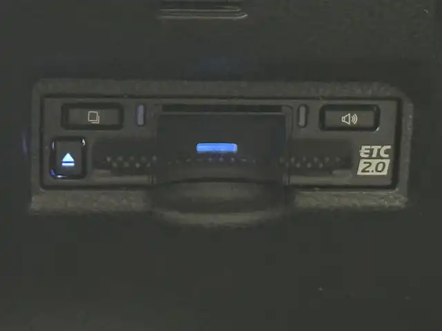 トヨタ ノア ハイブリッド S－Z 愛知県 2022(令4)年 0.8万km スパークリングブラックパールクリスタルシャイン 純正10.5インチディスプレイオーディオ/バックカメラ/フルセグTV/トヨタセーフティセンス/衝突被害軽減システム/レーダークルーズコントロール/ブラインドスポットモニター/横滑り防止装置/コーナーセンサー/レーンキープアシスト/オートライト/オートマチックハイビーム/LEDヘッドライト/LEDフォグライト/両側パワースライドドア/電動リアゲート/ヘッドアップディスプレイ/シートヒーター/ステアリングヒーター/ドライブレコーダー/ETC2.0/純正アルミホイール/社外フロアマット/プッシュスタート/スマートキー