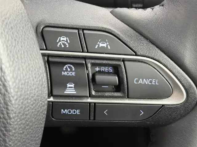 トヨタ ノア ハイブリッド S－Z 愛知県 2022(令4)年 0.8万km スパークリングブラックパールクリスタルシャイン 純正10.5インチディスプレイオーディオ/バックカメラ/フルセグTV/トヨタセーフティセンス/衝突被害軽減システム/レーダークルーズコントロール/ブラインドスポットモニター/横滑り防止装置/コーナーセンサー/レーンキープアシスト/オートライト/オートマチックハイビーム/LEDヘッドライト/LEDフォグライト/両側パワースライドドア/電動リアゲート/ヘッドアップディスプレイ/シートヒーター/ステアリングヒーター/ドライブレコーダー/ETC2.0/純正アルミホイール/社外フロアマット/プッシュスタート/スマートキー