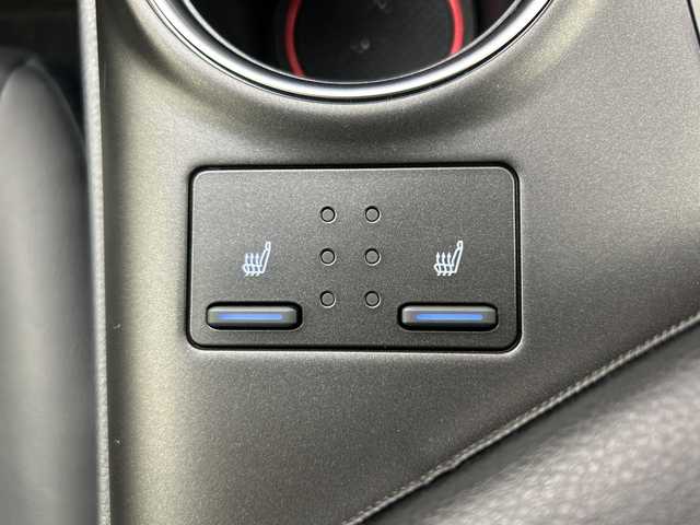 トヨタ カムリ WSレザーパッケージ 三重県 2023(令5)年 0.5万km アティチュードブラックマイカ /禁煙車//純正ナビ/・フルセグ・Bluetooth・AppleCarPlay・AndroidAuto・USB//パノラミックビューモニター//トヨタセーフティセンス//レーダークルーズコントロール//オートマチックハイビーム//レーントレーシングアシスト//プリクラッシュセーフティ//前席シートヒーター//前席パワーシート//ブラインドスポットモニター//ヘッドアップディスプレイ//ビルトインETC//パドルシフト//置くだけ充電//電動パーキング//ブレーキホールド