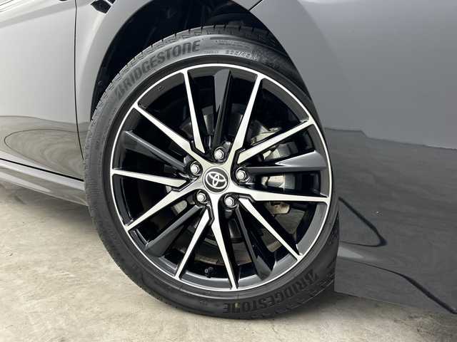 トヨタ カムリ WSレザーパッケージ 三重県 2023(令5)年 0.5万km アティチュードブラックマイカ /禁煙車//純正ナビ/・フルセグ・Bluetooth・AppleCarPlay・AndroidAuto・USB//パノラミックビューモニター//トヨタセーフティセンス//レーダークルーズコントロール//オートマチックハイビーム//レーントレーシングアシスト//プリクラッシュセーフティ//前席シートヒーター//前席パワーシート//ブラインドスポットモニター//ヘッドアップディスプレイ//ビルトインETC//パドルシフト//置くだけ充電//電動パーキング//ブレーキホールド