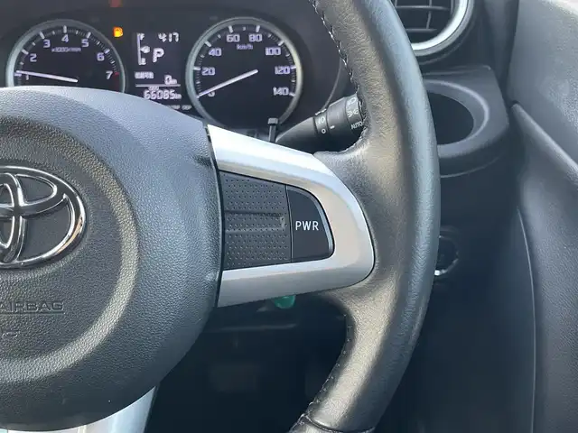 トヨタ ピクシスジョイ C G SAⅢ プライムコレ 宮崎県 2018(平30)年 6.6万km パールホワイトⅢ ケンウッドナビ/・フルセグTV・DVD・CD・Bluetooth/バックカメラ/ドライブレコーダー/スマートアシスト3/・衝突被害軽減ブレーキ/・車線逸脱警報/・誤発進抑制/・先行車発進お知らせ機能/・オートハイビーム/LEDヘッドランプ/オートライト/オートエアコン/革巻きステアリング/ステアリングスイッチ/ブラック合皮シート/D/N席シートヒーター/純正15インチアルミホイール/スマートキー/プッシュエンジンスタート/禁煙車