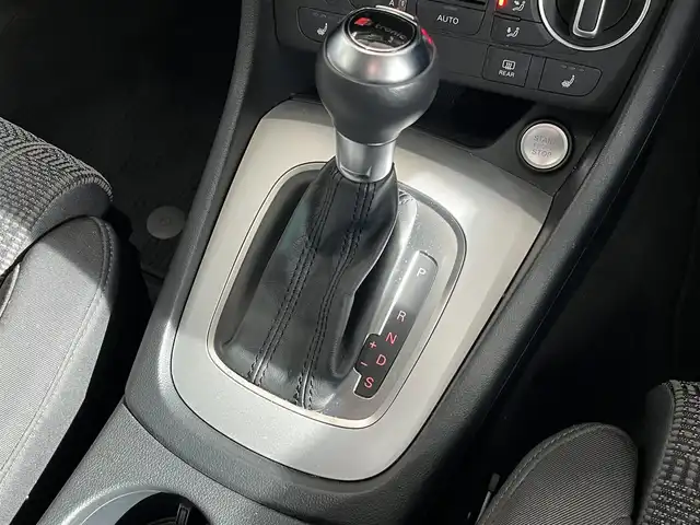 アウディ Ｑ３ 2．0 TFSI クワトロ 180PS 山形県 2019(平31)年 2.7万km グレイシアホワイトメタリック 純正メモリナビ　/フルセグTV　/バックカメラ　/Bluetooth /運転席/助手席パワーシート　/運転席/助手席シートヒーター　/ルーフレール　/純正フロアマット　/電動リアゲート　/オートライト　/コーナーセンサー