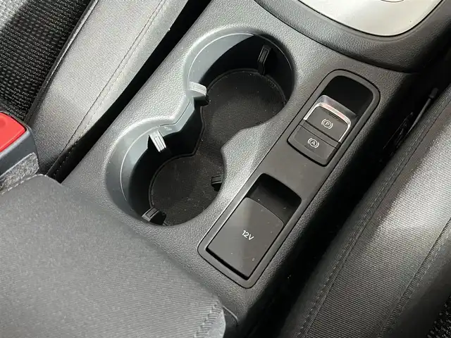 アウディ Ｑ３ 2．0 TFSI クワトロ 180PS 山形県 2019(平31)年 2.7万km グレイシアホワイトメタリック 純正メモリナビ　/フルセグTV　/バックカメラ　/Bluetooth /運転席/助手席パワーシート　/運転席/助手席シートヒーター　/ルーフレール　/純正フロアマット　/電動リアゲート　/オートライト　/コーナーセンサー