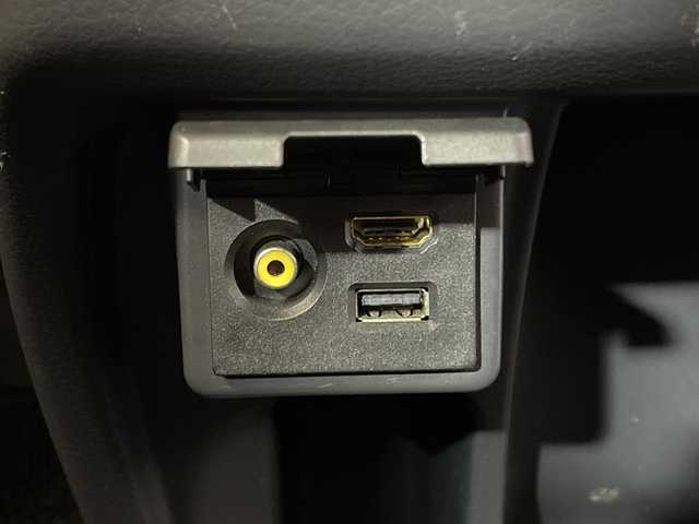 スズキ ワゴンＲ 20周年記念車 神奈川県 2013(平25)年 6.6万km アーバンブラウンパールメタリック ・社外ナビ/Bluetooth/フルセグ/FM/AM/CD/・バックカメラ/・レーダーブレーキサポート/・D席シートヒーター/・純正フロアマット/・ステアリングスイッチ/・スペアキー/・キセノンヘッドライト/・オートライト/・純正15インチAW/・衝突被害軽減ブレーキ