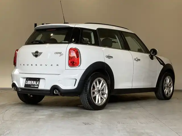 ＭＩＮＩ ミニ クロスオーバー クーパー S D 熊本県 2016(平28)年 7.2万km ライトホワイト ・キーレス/・ポータブルナビ/・純正CD・AUX/・ETC/・HIDヘッドランプ/・LEDフォグランプ/・純正マット