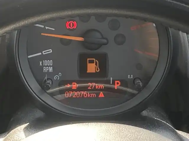 ＭＩＮＩ ミニ クロスオーバー クーパー S D 熊本県 2016(平28)年 7.2万km ライトホワイト ・キーレス/・ポータブルナビ/・純正CD・AUX/・ETC/・HIDヘッドランプ/・LEDフォグランプ/・純正マット