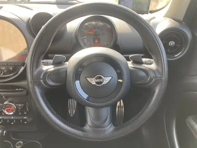 ＭＩＮＩ ミニ クロスオーバー クーパー S D 熊本県 2016(平28)年 7.2万km ライトホワイト ・キーレス/・ポータブルナビ/・純正CD・AUX/・ETC/・HIDヘッドランプ/・LEDフォグランプ/・純正マット