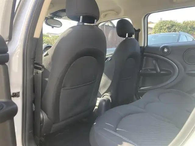 ＭＩＮＩ ミニ クロスオーバー クーパー S D 熊本県 2016(平28)年 7.2万km ライトホワイト ・キーレス/・ポータブルナビ/・純正CD・AUX/・ETC/・HIDヘッドランプ/・LEDフォグランプ/・純正マット