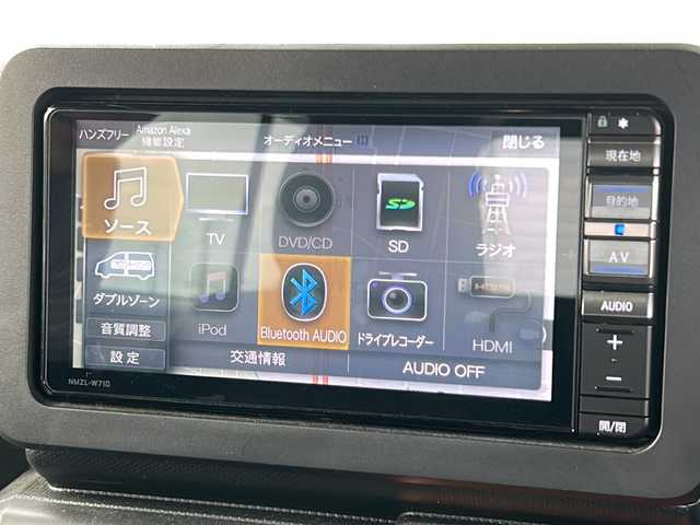 ダイハツ タフト G 茨城県 2022(令4)年 2.7万km レイクブルーメタリック ワンオーナー/純正SDナビ/（BT・CD・DVD・全方位バックカメラ）/フルセグTV/衝突被害軽減システム/LEDヘッドライト/純正１５インチアルミホイール/純正フロアマット/スマートキー/プッシュスタート/ガラスルーフ/横滑り防止機能/レーンアシスト/取扱説明書/保証書