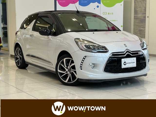 ＤＳオートモビル ＤＳ３ カブリオ シック 埼玉県 2015(平27)年 2.9万km パール サンルーフ　/HDDナビ/　　CD/DVD/BT/フルセグ　/バックカメラ　/クルーズコントロール　/HIDオートライト　/純正17インチアルミホイール　/ETC