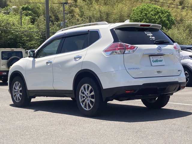 日産 エクストレイル 20Xt エマージェンシーブレーキ 佐賀県 2015(平27)年 8.3万km ブリリアントホワイトパール 4WD/純正ナビ/アラウンドビューモニター/エマージェンシーブレーキ/LDW/パーキングアシスト/ブラインドスポットモニター/クルーズコントロール/コーナーセンサー/スマートルームミラー/シートヒーター/カプロンレザー/ビルトインETC/アイドリングストップ/プッシュスタート/スマートキー/ドライブレコーダー/HIDヘッドライト/フォグライト/ルーフレール/社外AW