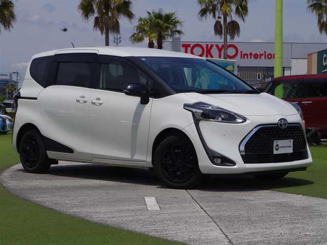 トヨタ シエンタ G セーフティエディションⅡ 千葉県 2022(令4)年 1.7万km ホワイトパールクリスタルシャイン Toyota Safety Sense/・プリクラッシュセーフティ/・レーンディパーチャーアラート/・オートハイビーム/両側パワースライドドア/純正SDナビ/ワンセグTV/【CD再生機能　Bluetooth接続】/バックカメラ/革巻きステアリング/ステアリングスイッチ/ETC/LEDヘッドライト/フォグライト/ウインカーミラー/クリアランスソナー/スマートキー