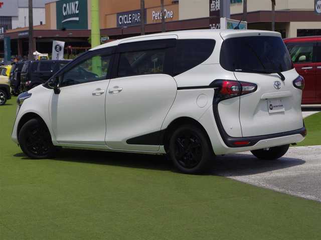 トヨタ シエンタ G セーフティエディションⅡ 千葉県 2022(令4)年 1.7万km ホワイトパールクリスタルシャイン Toyota Safety Sense/・プリクラッシュセーフティ/・レーンディパーチャーアラート/・オートハイビーム/両側パワースライドドア/純正SDナビ/ワンセグTV/【CD再生機能　Bluetooth接続】/バックカメラ/革巻きステアリング/ステアリングスイッチ/ETC/LEDヘッドライト/フォグライト/ウインカーミラー/クリアランスソナー/スマートキー