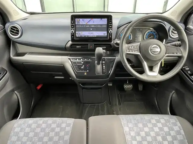日産 デイズ ハイウェイスターG ターボ 香川県 2020(令2)年 6.9万km ブラック 登録時走行距離：68616km/ディーラー純正9型ナビ/　CD DVD BT フルセグTV/全方位カメラ/エマージェンシーブレーキ/レーンキープアシスト/クリアランスソナー/横滑り防止装置/アイドリングストップ/ETC/純正前後ドライブレコーダー/LEDヘッドライト/オートライト/フォグランプ/電動格納ウィンカーミラー/ステアリングリモコン/プッシュスタート/スマートキー/スペアキー
