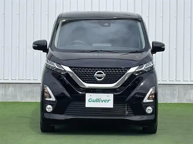 日産 デイズ ハイウェイスターG ターボ 香川県 2020(令2)年 6.9万km ブラック 登録時走行距離：68616km/ディーラー純正9型ナビ/　CD DVD BT フルセグTV/全方位カメラ/エマージェンシーブレーキ/レーンキープアシスト/クリアランスソナー/横滑り防止装置/アイドリングストップ/ETC/純正前後ドライブレコーダー/LEDヘッドライト/オートライト/フォグランプ/電動格納ウィンカーミラー/ステアリングリモコン/プッシュスタート/スマートキー/スペアキー
