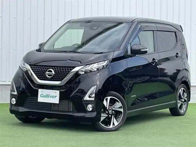 日産 デイズ ハイウェイスターG ターボ 香川県 2020(令2)年 6.9万km ブラック 登録時走行距離：68616km/ディーラー純正9型ナビ/　CD DVD BT フルセグTV/全方位カメラ/エマージェンシーブレーキ/レーンキープアシスト/クリアランスソナー/横滑り防止装置/アイドリングストップ/ETC/純正前後ドライブレコーダー/LEDヘッドライト/オートライト/フォグランプ/電動格納ウィンカーミラー/ステアリングリモコン/プッシュスタート/スマートキー/スペアキー