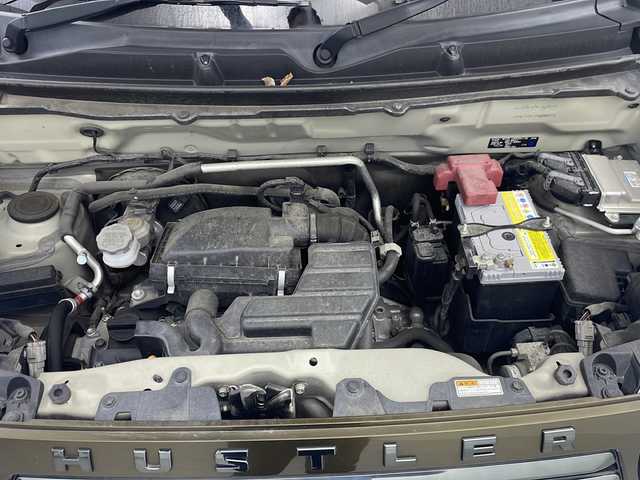 スズキ ハスラー Jスタイル Ⅲ 三重県 2018(平30)年 6.1万km ブレイブカーキパール/スチールシルバー 禁煙車/社外SDナビ/CD/DVD/SD/BT/フルセグTV/全方位カメラ/デュアルブレーキサポート/シートヒーター（前席）/ルーフレール/ETC/オートライト/フォグランプ/スマートキー