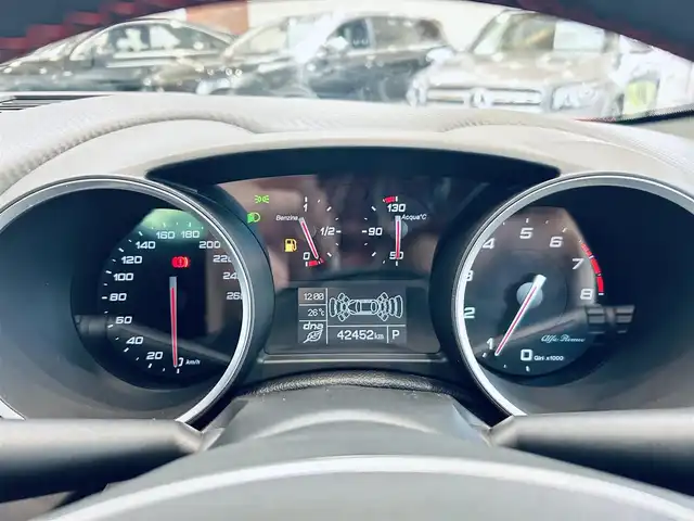 アルファロメオ ジュリエッタ ヴェローチェ 1750 TBI 大阪府 2020(令2)年 4.3万km 赤 黒革/パワーシート/シートヒーター/Dシートメモリ/社外ナビ/TV/ETC/ドラレコ/純正18インチAW/HIDヘッドライト/クリアランスソナー/パドルシフト