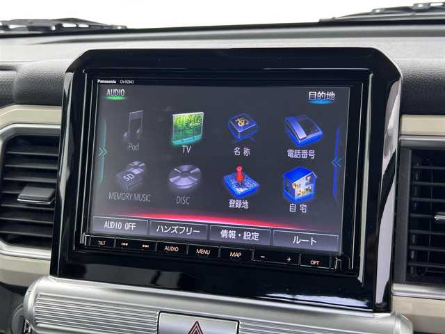 スズキ クロスビー HYBRID MZ 福井県 2018(平30)年 5.6万km ミネラルグレーメタリック 3トーンコーディネート 純正８インチナビ（CN-RZ843)/CD/DVD/フルセグTV/Bluetooth/USB/SD/AM/FM/全方位モニター/スズキセーフティーサポート/・デュアルカメラブレーキサポート/・誤発進抑制機能/・後退時ブレーキサポート/・後方誤発進抑制機能/・リヤパーキングセンサー/・車線維持支援機能/・車線逸脱警報機能/・ふらつき警報機能/・先行車発進お知らせ機能/クルーズコントロール/シートヒーター /プッシュスタート /スペアキー/革巻きステアリング/ステアリングリモコン/ステアリングチルド機構/パドルシフト/ウィンカー/電動格納式ミラー/ミラーヒーター/オートライト /LED/LEDフォグランプ/リアワイパー