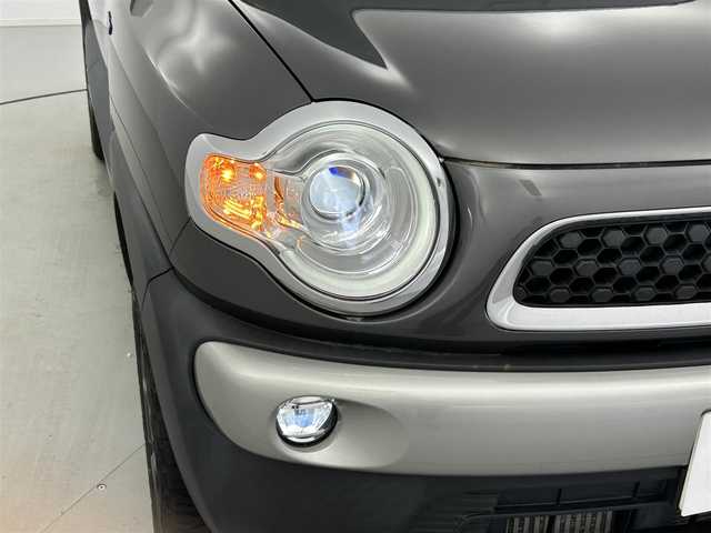 スズキ クロスビー HYBRID MZ 福井県 2018(平30)年 5.6万km ミネラルグレーメタリック 3トーンコーディネート 純正８インチナビ（CN-RZ843)/CD/DVD/フルセグTV/Bluetooth/USB/SD/AM/FM/全方位モニター/スズキセーフティーサポート/・デュアルカメラブレーキサポート/・誤発進抑制機能/・後退時ブレーキサポート/・後方誤発進抑制機能/・リヤパーキングセンサー/・車線維持支援機能/・車線逸脱警報機能/・ふらつき警報機能/・先行車発進お知らせ機能/クルーズコントロール/シートヒーター /プッシュスタート /スペアキー/革巻きステアリング/ステアリングリモコン/ステアリングチルド機構/パドルシフト/ウィンカー/電動格納式ミラー/ミラーヒーター/オートライト /LED/LEDフォグランプ/リアワイパー