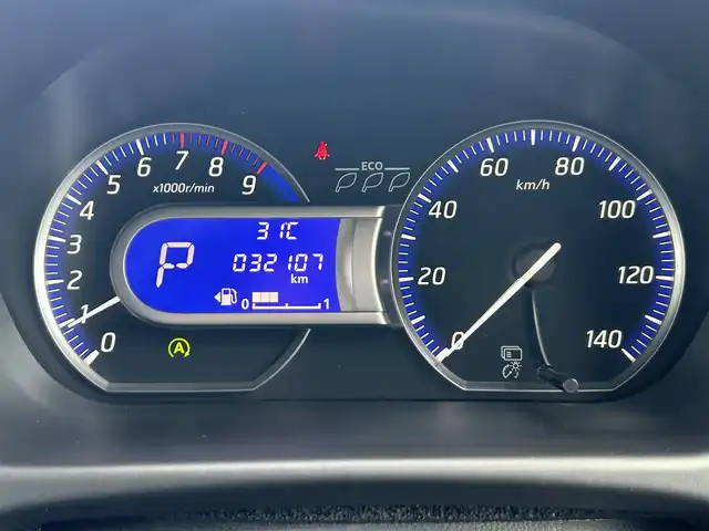 三菱 ｅＫカスタム T　セーフティPKG 道東・釧路十勝 2016(平28)年 3.3万km シルキーホワイト 4WD/社外ナビ/(AM FM CD DVD BT フルセグTV)/アラウンドビューカメラ/シートヒーター /衝突軽減システム/オートライト/オートハイビーム/保証書/取扱説明書/エンジンスターター/プッシュスタート/スマートキー/革巻きステアリング/ドアバイザー/フロアマット