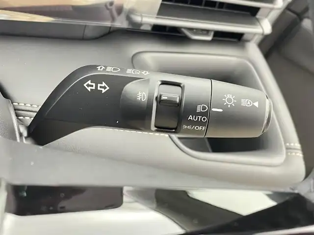 日産 セレナ e－パワー ハイウェイスター V 千葉県 2025(令7)年 0.1千km プリズムホワイト 360°セーフティパッケージ/エマージェンシーブレーキ/車線逸脱警報/踏み間違い防止機能/標識認識機能/先行車発進おしらせ/オートハイビーム/純正10.5インチナビ/USB/HDMI/Bluetooth/フルセグTV/アラウンドビューモニター/両側電動スライドドア/パーキングアシスト/プロパイロット/インテリジェントルームミラー/LEDオートライト/純正16インチアルミホイール/ETC2.0