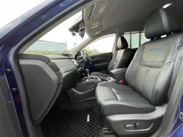 日産 エクストレイル オーテック iパッケージ 大阪府 2020(令2)年 4.1万km カスピアンブルー 純正ナビ　/ビルトインETC　/全方位モニター　/ドライブレコーダー（前）/フルセグTV　/パワーバックドア　/プロパイロット　/レザーシート　/パワーシート　/電動パーキング　/革巻ステアリング　/純正19インチアルミホイール　/LEDヘッドランプ/クルーズコントロール/デジタルインナーミラー