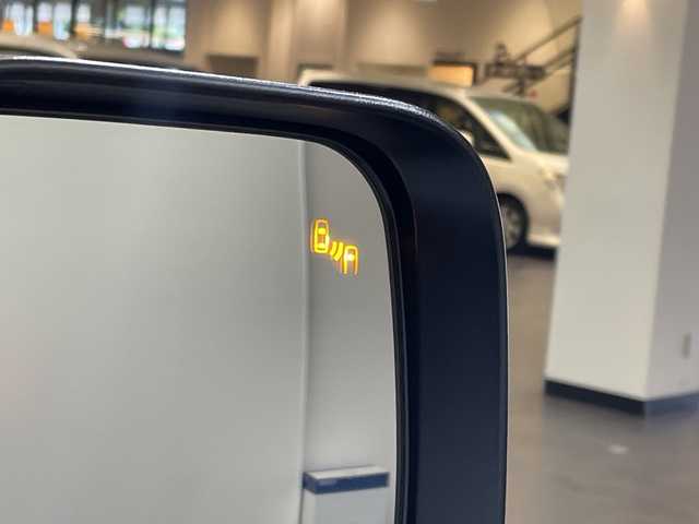 三菱 デリカＤ：５ シャモニー 愛媛県 2025(令7)年 0.1千km ホワイトダイヤモンド CHAMONIX (7人)　4WD　e-Assist/ステップレス　（7人）D:5専用11型ナビゲーション/フルセグ／Ｂｌｕｅｔｏｏｔｈ／ＵＳＢ/全方位カメラ/衝突被害軽減ブレーキ/レーダークルーズコントロール/パワーバックドア/Ｄ席パワーシート/ＤＮ席シートヒーター/両側電動ドア/オートマチックハイビーム/ブラインドスポットモニター/スペアキー